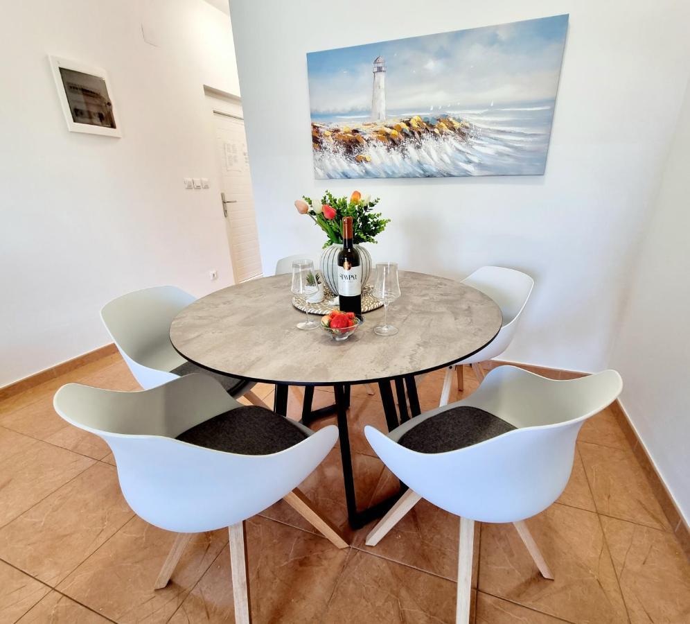 App Oleander Apartamento Umago Exterior foto